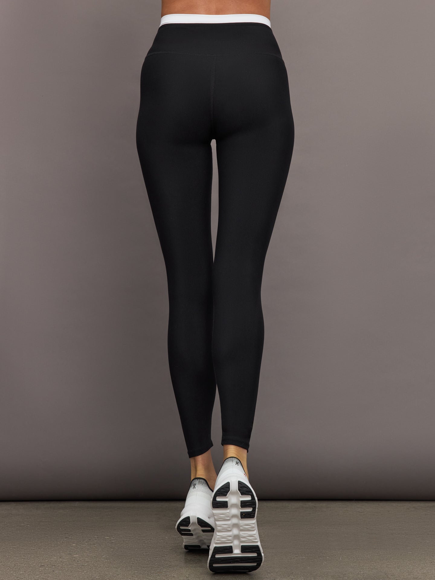 Contrast Waistband Legging in Melt - Black/White - Image 4