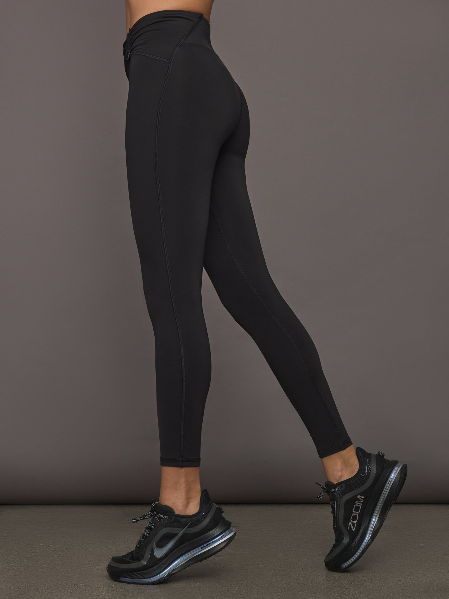 Onyx Legging - Black - Image 3