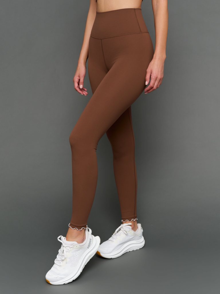 Contrast Scallop Edge Legging in Melt - Carafe/White